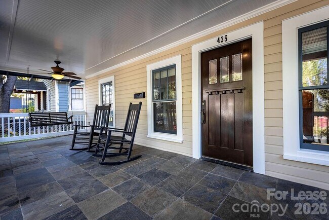 Building Photo - 435 Walnut Ave