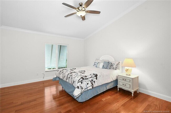 Building Photo - 3129 SE Indian St