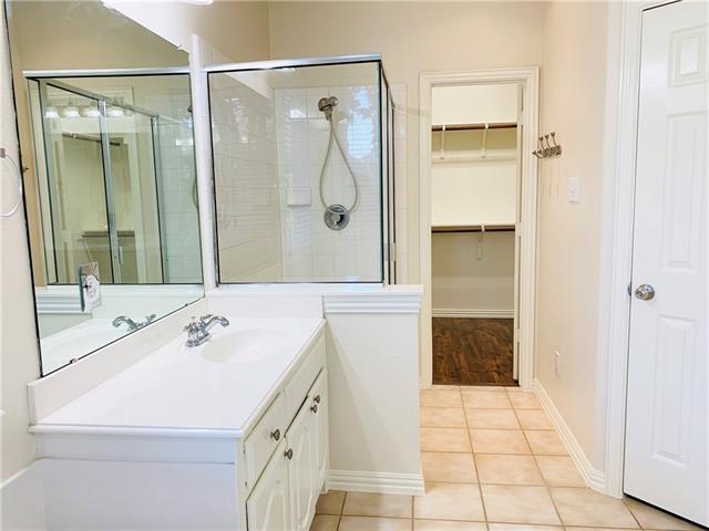 Building Photo - 1505 Somerset Dr