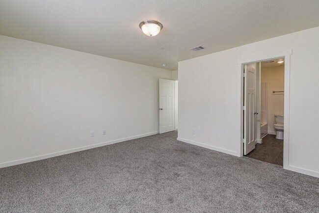 Building Photo - 21155 Gosling Rd