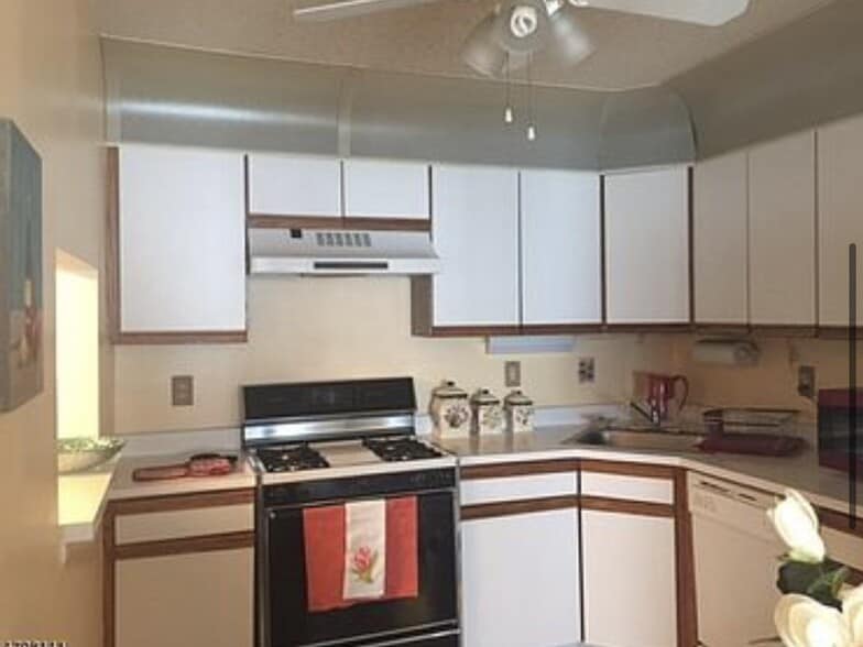 Building Photo - 59 Lindsey Ct