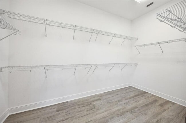 Building Photo - 5013 E Fountainwood Dr