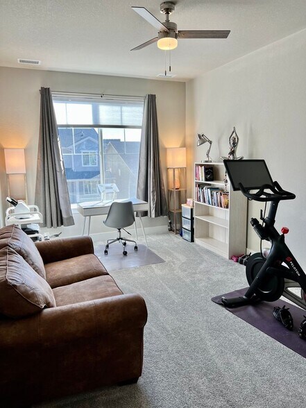 Building Photo - 199 Simmental Lp