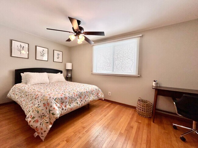 Building Photo - Four Bedroom Home in Southeast Grand Rapids