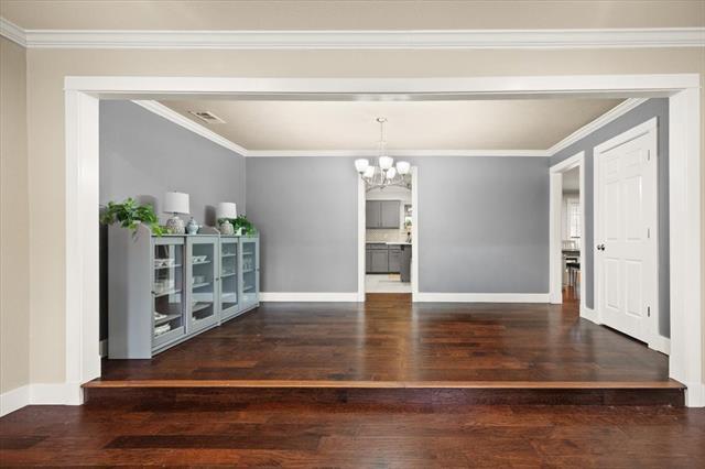 Building Photo - 2123 Wilson Dr