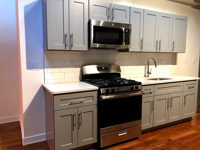 Kitchen area - 4700 Kingsessing Ave