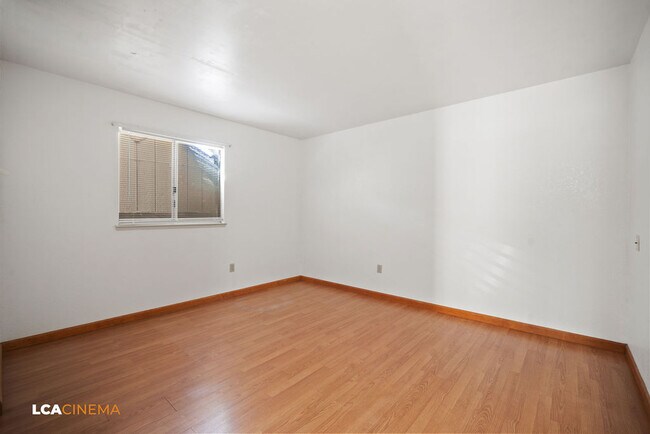 Building Photo - 3521 Starwood Ln