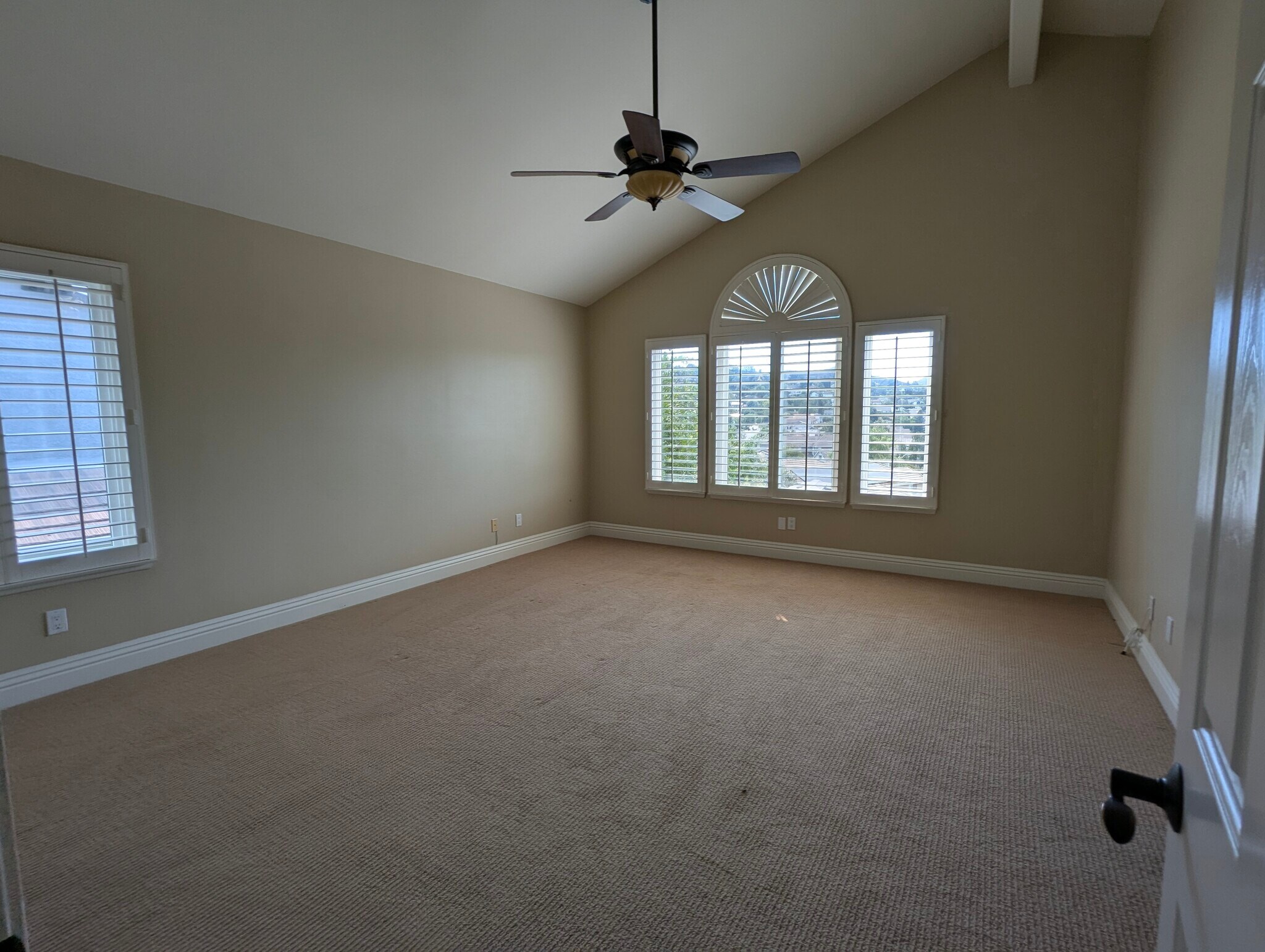 Building Photo - 2300 Rutland Pl