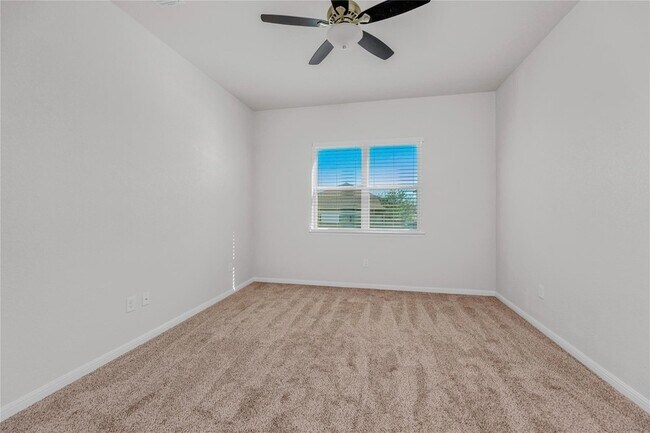 Building Photo - 9941 Comely Bnd