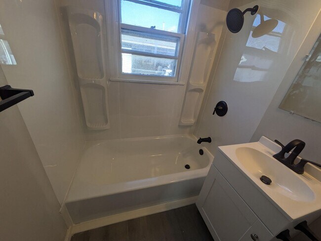 Building Photo - 2143 S Wichita St