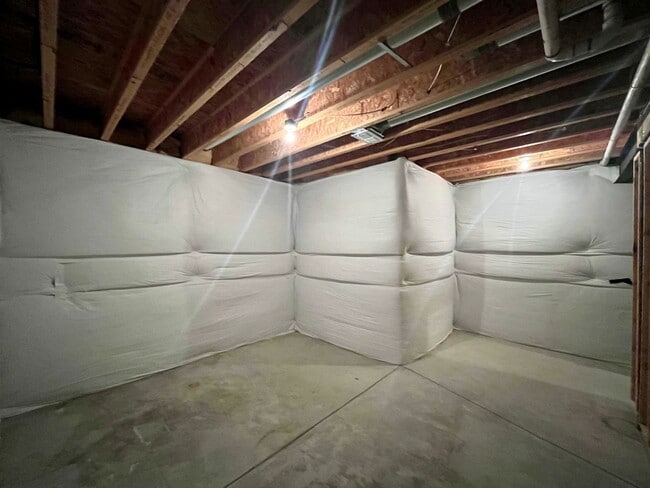 Building Photo - 622 Vermilion Peak Dr