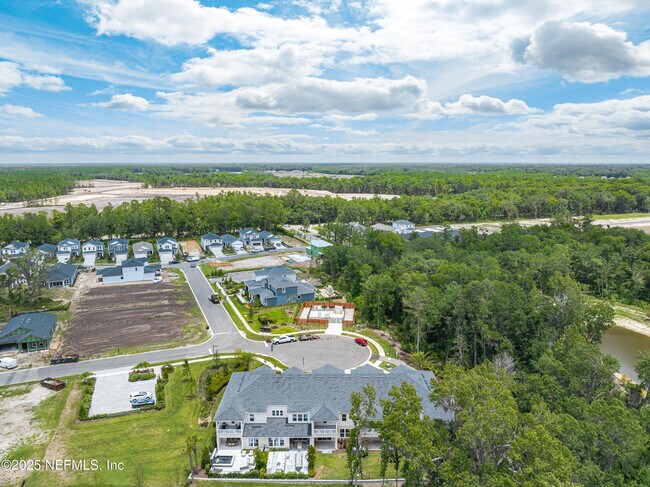 Building Photo - 27 Oak Pk Dr