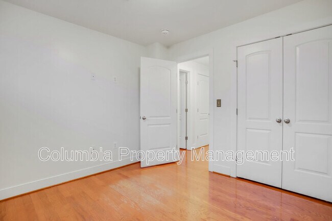 Building Photo - 442 Oakdale Pl NW