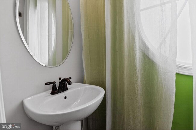 Building Photo - 22609 Winding Woods Way