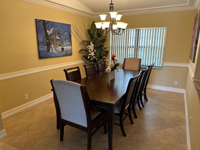 Building Photo - 6594 Casabella Ln