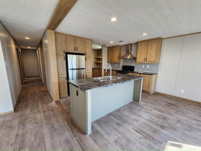 Building Photo - 539 Zebra Dr
