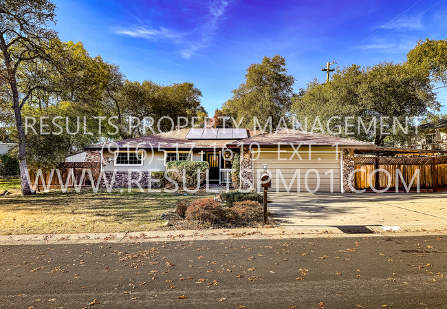 Primary Photo - Single Story home near Folsom Lake in Gran...