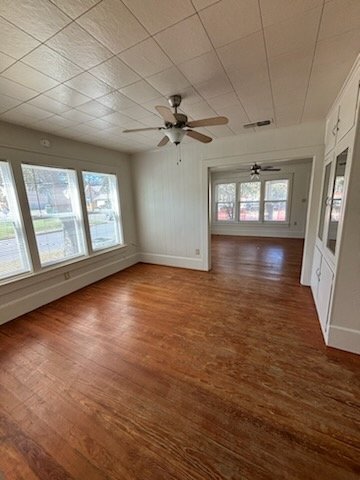 Building Photo - Spacious 2 bedroom house one block from TSU!