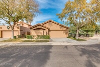 Building Photo - 9526 E Wood Dr