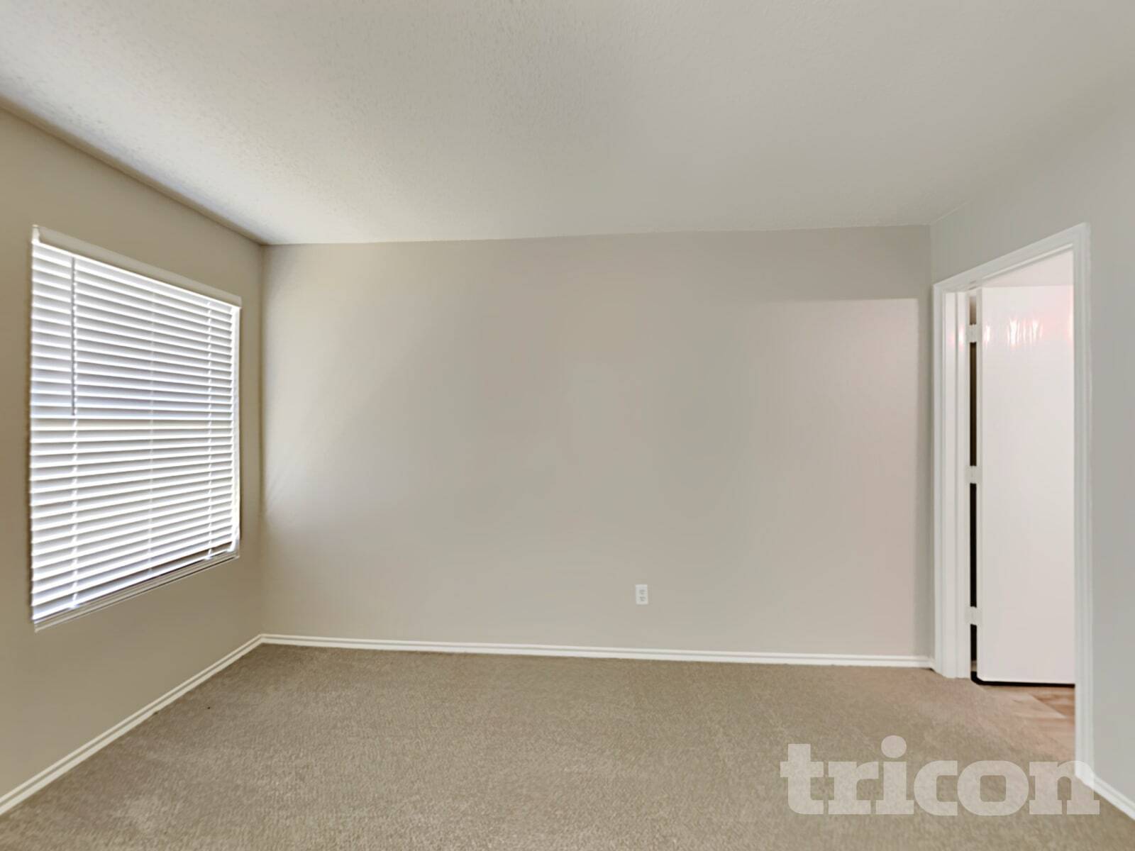 Building Photo - 135 Jefferson Dr