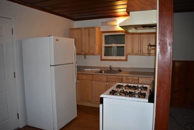 Building Photo - 5280 Capistrano Ave