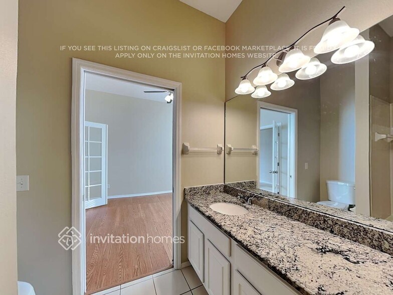 Building Photo - 5045 Sturbridge Ct