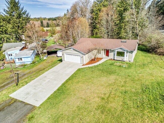Primary Photo - 3 Bedroom Rambler in Quiet Port Orchard Lo...