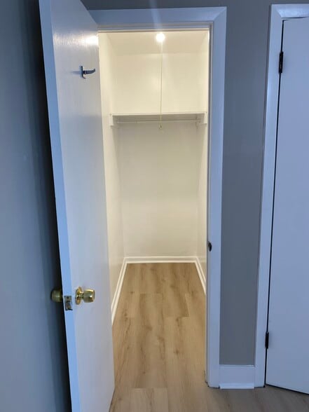 Building Photo - 7618 Rising Sun Ave