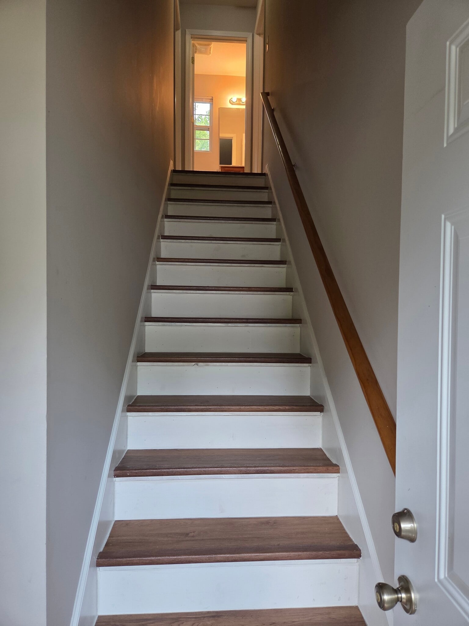 Building Photo - 3929 Acorn Dr