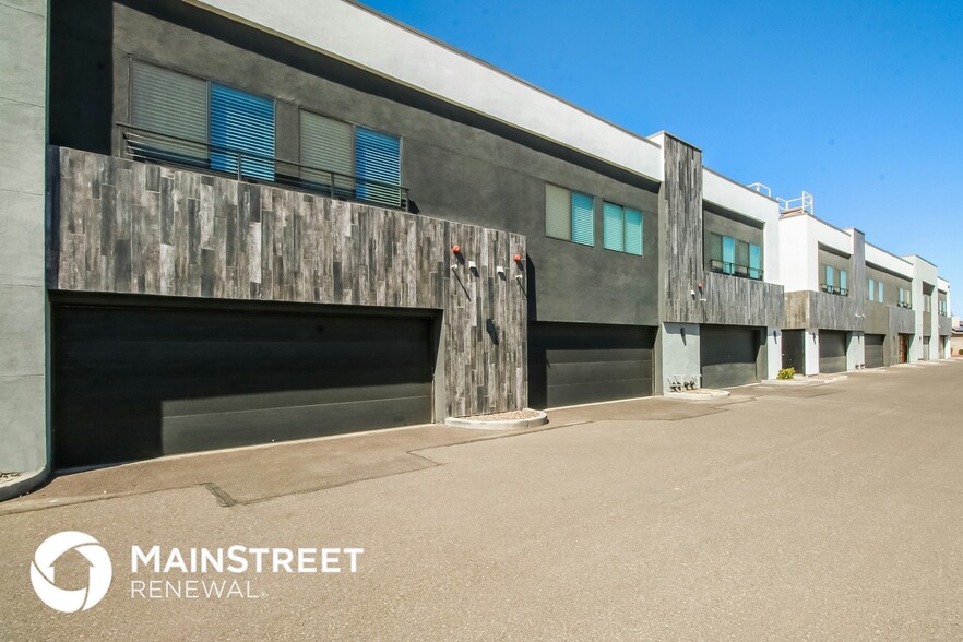 Building Photo - 1119 S Stapley Dr