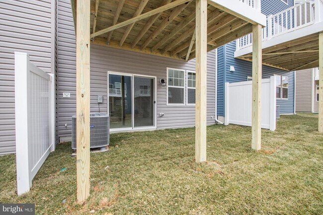 Building Photo - 3108 Laurel Hl Rd