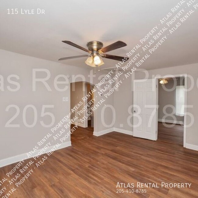 Building Photo - 115 Lyle Dr