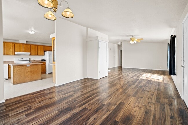 Building Photo - Country Living with a Huge Shop - 3BR on Acreage, Livestock Welcome!