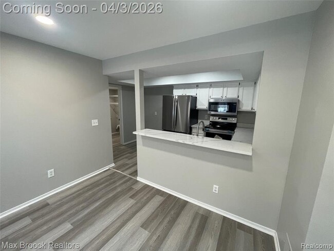 Building Photo - 6600 Bellows Ct