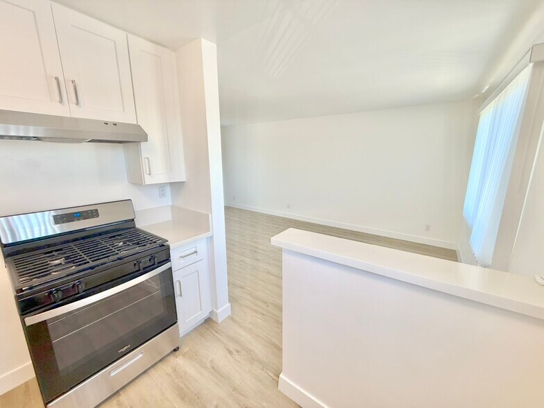 Building Photo - 12745 Venice Blvd