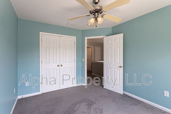 Building Photo - 504 Collingsworth Ln