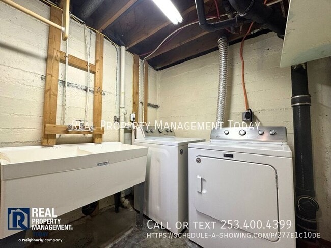 Building Photo - 2344 N Winnifred St