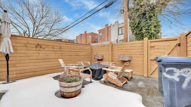 Building Photo - 29 Bates St NW