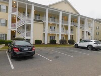 Building Photo - 5870 Longwood Dr