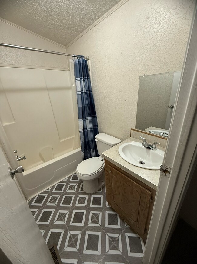 Building Photo - 6181 W Mulberry St