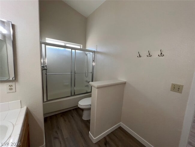 Building Photo - 635 Delorean Dr