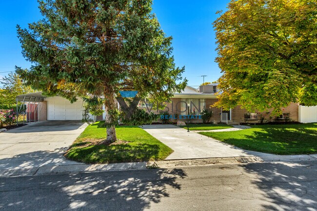 Building Photo - 558 E 3665 S