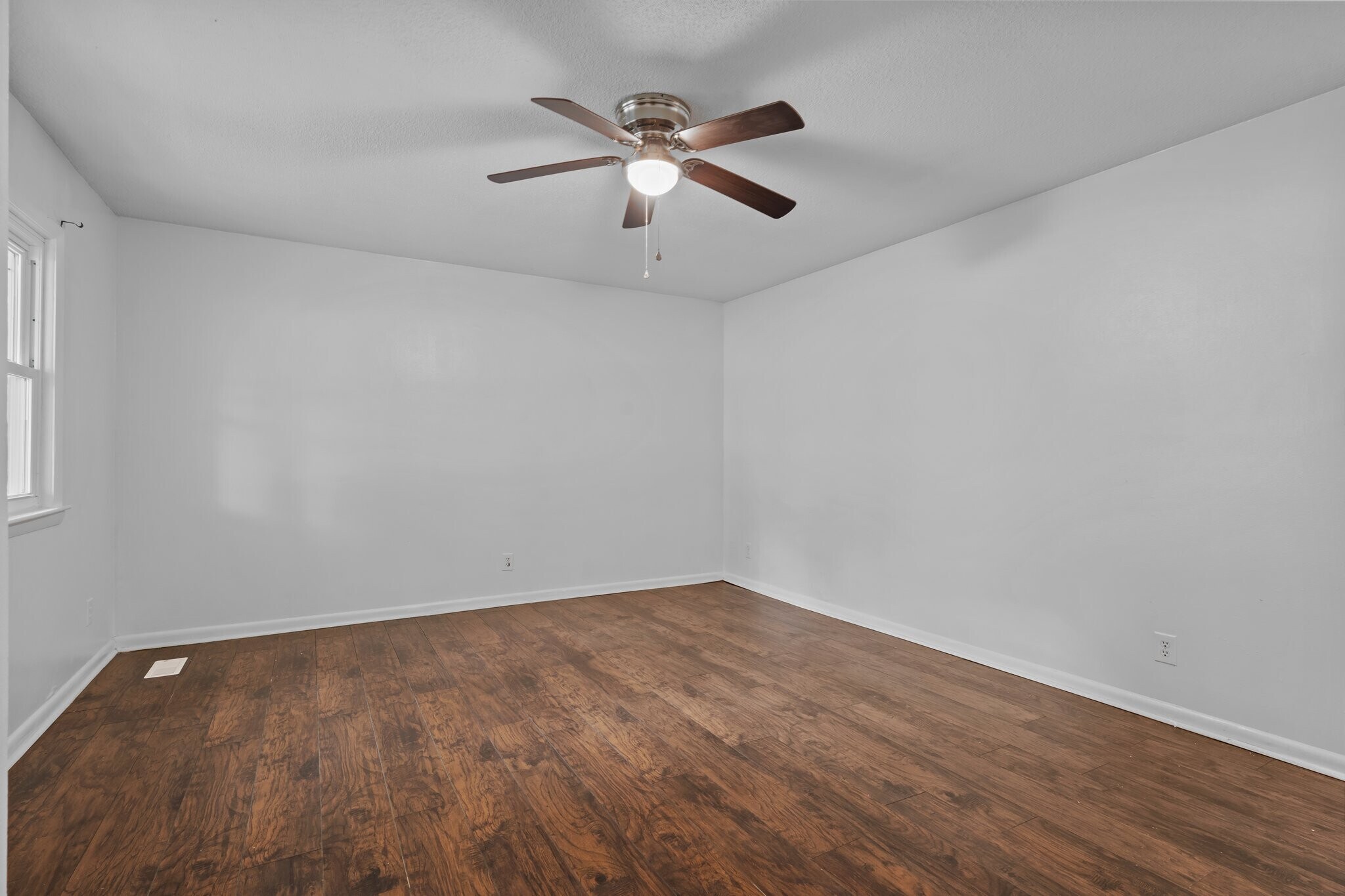 Building Photo - 5364 Silver Pine Dr