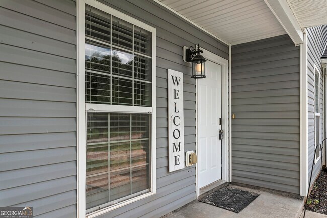 Building Photo - 1091 Creek Point Dr