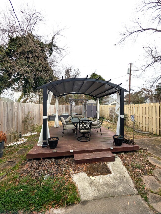 Building Photo - 52 Buxton Ave