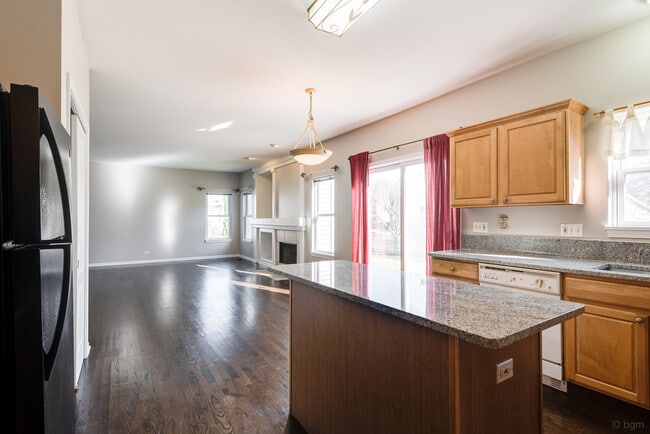 Building Photo - 954 Campbell Dr