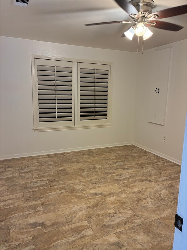 Building Photo - 404 Arizona Ave