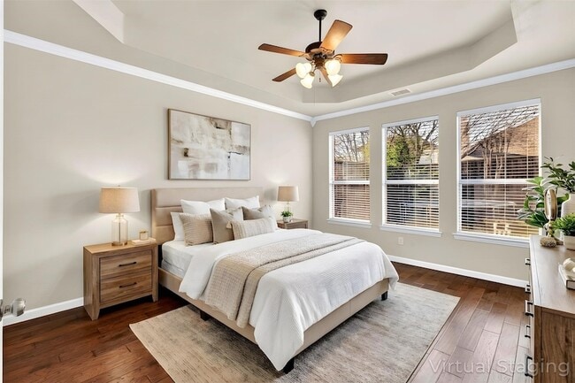 Building Photo - 7305 Oak Leaf Dr