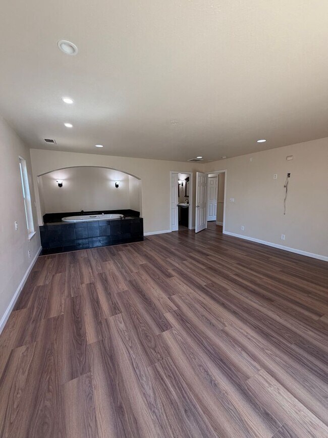Building Photo - Beautiful Citrus Heights Home