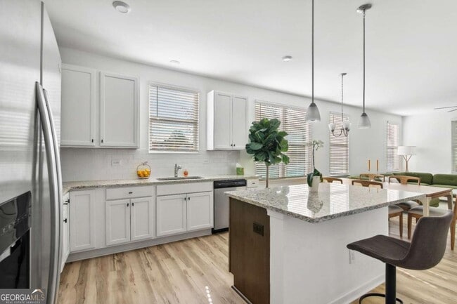 Building Photo - 1449 Proust Ln